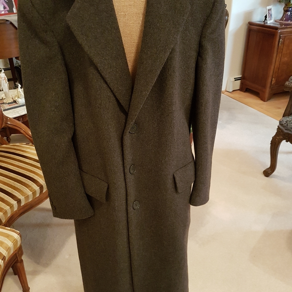 Men's Cashmere/Wool Tailored Overcoat - Picture 9 of 11